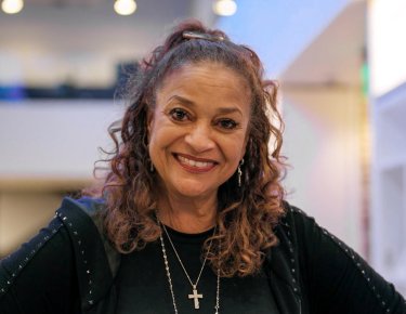 Debbie Allen smiling